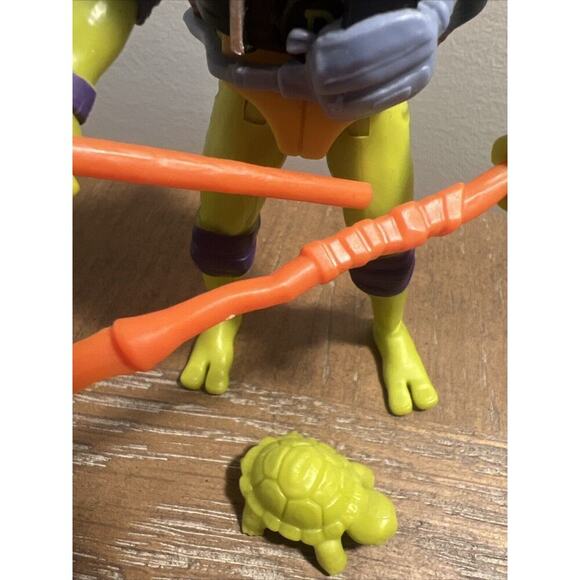 teenage Mutant ninja turtles Mayhem Donatello Figure by Playmates Toys - Picture 4 of 13